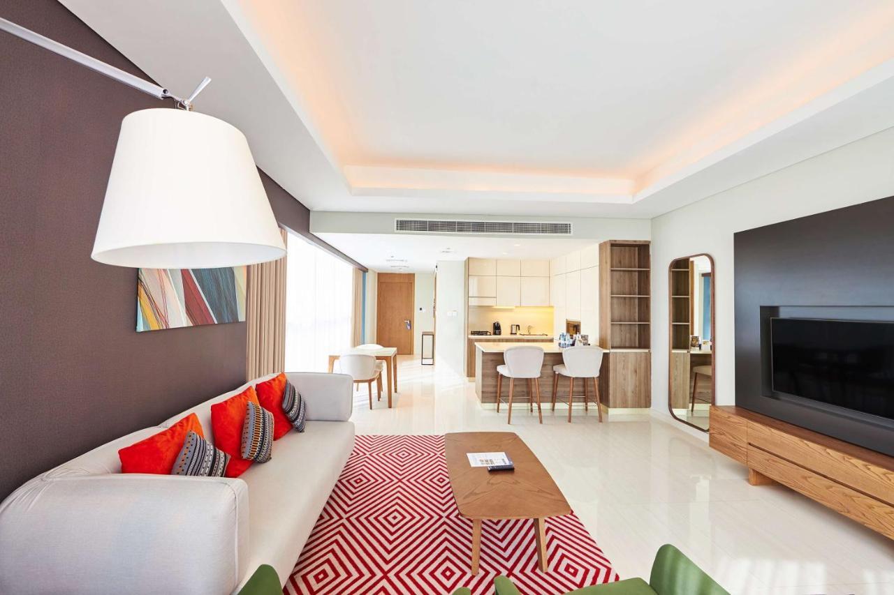 Radisson Blu Hotel Apartment Dubai Silicon Oasis Экстерьер фото